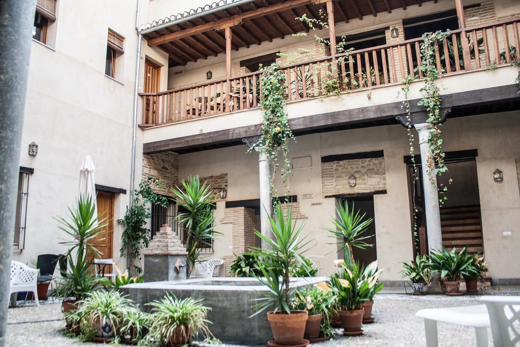 Abadia Suites Granada Bagian luar foto