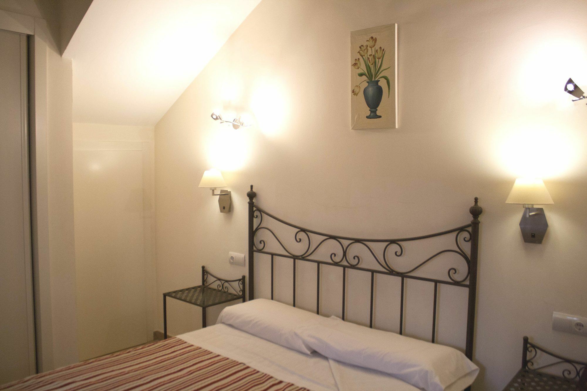 Abadia Suites Granada Bagian luar foto